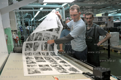 W drukarni POZKAL w Inowroclawiu rozpoczal sie druk...