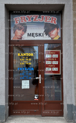 Wejherowo, Plac Jakyba Wejhera. 2 w 1, czyli salon...