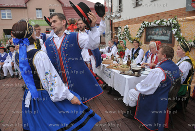 Chmielno. Kaszuby. Inscenizacja wesela kaszubskiego...