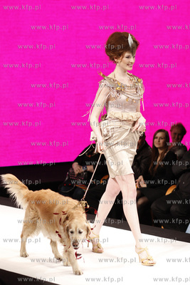 Gdansk. Gala Bursztynu i Mody Amberif 2011. Nz pokaz...