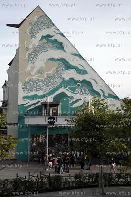 Sopot. Festiwal Artloop. Kwatera glowna festiwalu instalacja...