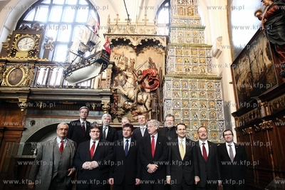 Gdansk. Dwor Artusa. Spotkanie  ministrow spraw zagranicznych...