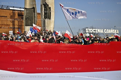 Gdańsk. Plac Solidarności. Wiec poparcia dla Lecha...