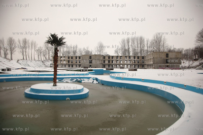 Budowany hotel 4 Kolory we Władysławowie.       ...