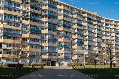 Gdańsk Przymorze. Falowiec przy ul. Kołobrzeskiej....