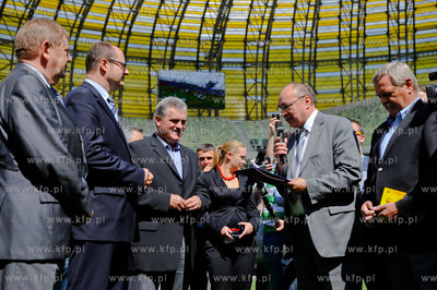 Gdansk. PGE Arena. Uroczyste wreczenie pozwolenia na...