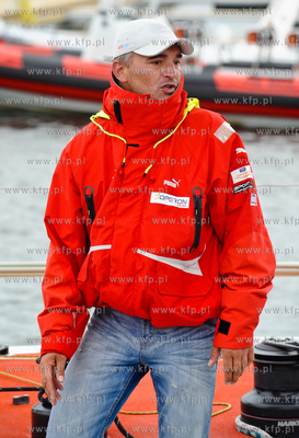 Sopot. Uroczyste przywitanie zeglarza Zbigniewa Gutka...