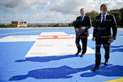 Gdansk. Uroczystosc zakonczenia budowy Centrum Medycyny...