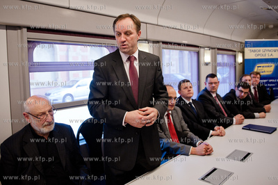 Gdansk. Dworzec Glowny PKP. Peron nr 3, Wagon Konferencyjny....