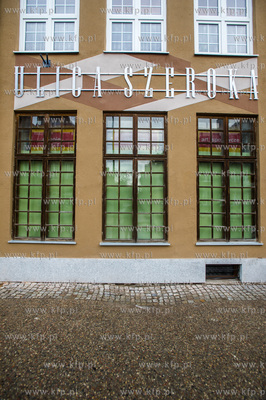 Gdansk. Odnowione fasady kamienic przy ulicy Szerokiej.
09.02.2015
fot....