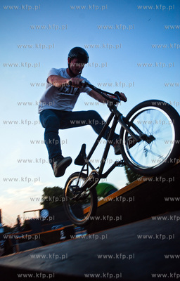 Treningi i polfinaly w pierwszy dzien zawodow na Baltic...