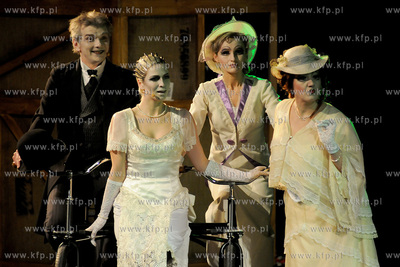 Prapremiera musicalu Lalka wg powiesci Boleslawa Prusa...