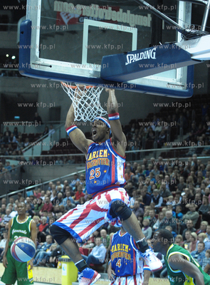 Harlem Globetrotters Poland Tour 2010. Mecz a wlasciwie...