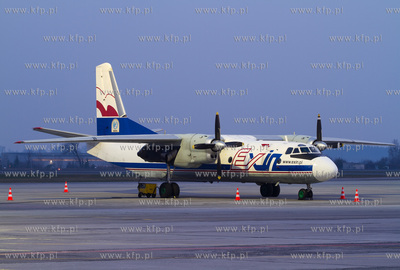 Gdansk, Rebiechowo. Nz. An26B EXIN.
12.04.2012
fot....