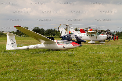 Festyn lotniczy z okazji 100-lecia lotnictwa w Elblagu.
14.07.2012
fot....