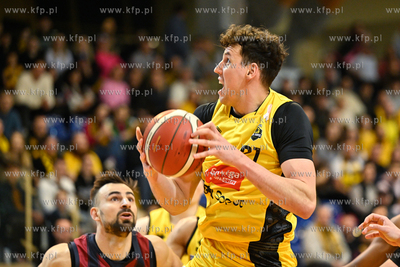 Hala 100 lecia Sopotu. Różowy mecz Energa Trefl Sopot...