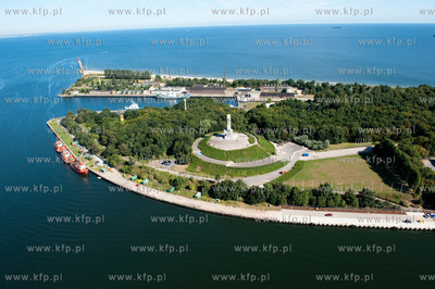 Westerplatte, oraz wejscie do Portu Gdansk, widziane...