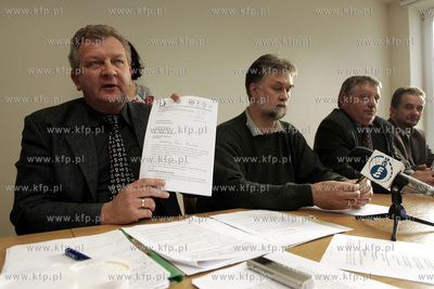 Gdansk, budynek Solidarnosci. Konferencja prasowa przedstawicieli...