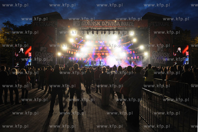 Festiwal MTV, czyli Gdansk Dzwiga Muze.
11.07.2009
fot....