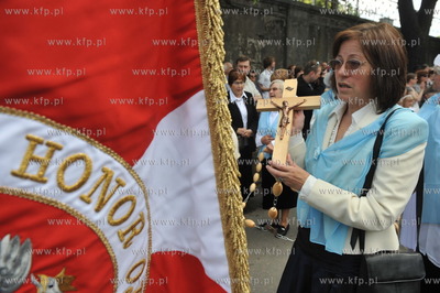 Procesja Bozego Ciala na ul. Dmowskiego w Gdansku Wrzeszczu....
