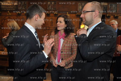 Gdansk, Dwor Artusa. Prezentacja przyszlych radnych...