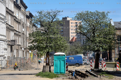 Gdansk. Dolne Miasto. Remont i przebudowa ulicy Lakowej....