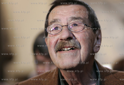 Gdansk. Dwor Artusa. Konferencja Gunter Grass. Literatura-Sztuka-Polityka....