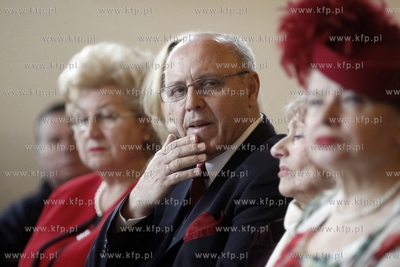 Gdansk. Ratusz Glownomiejski. Uroczystosc wreczenia...