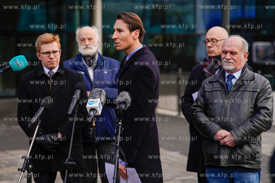 Konferencja prasowa posła Kacpra Płażyńskiego w...