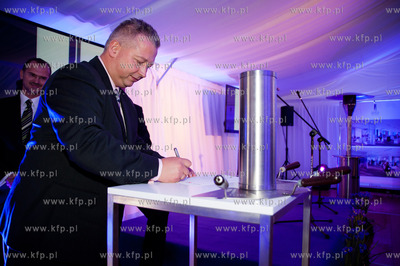 Gdansk. Wrzeszcz. Uroczystosc wmurowania kamienia wegielnego...