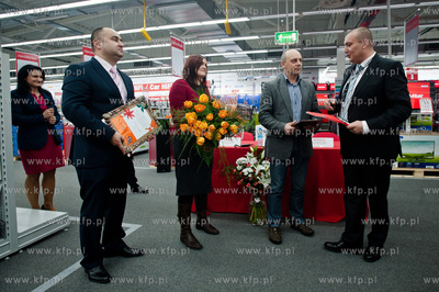 Gdynia. Konferencja prasowa z okazji otwarcia nowego...