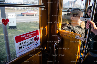 Gdansk. Walentynkowy tramwaj Konstal N z 1952 roku....