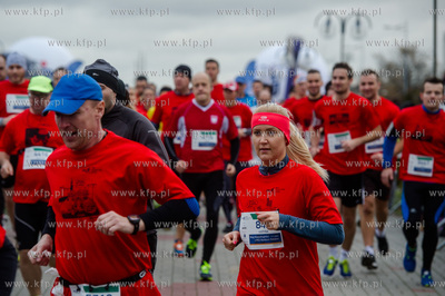 Gdynia. Skwer Kosciuszki. Start Biegu Niepodleglosci....