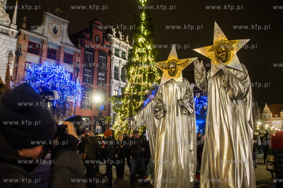 Gdańsk. Przywitanie Swietego Mikolaja oraz zapalenie...