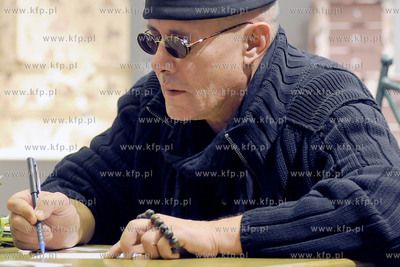 Mariusz Wilk, polski dziennikarz, pisarz, eseista,...