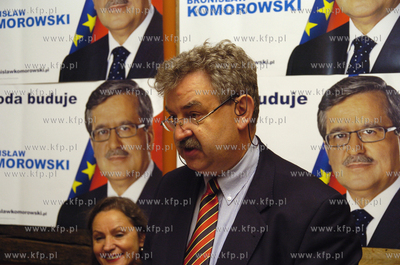 W Slupsku zawiazal sie honorowy komitet poparcia dla...