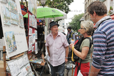 Montmartre - historyczna dzielnica Paryza polozona...