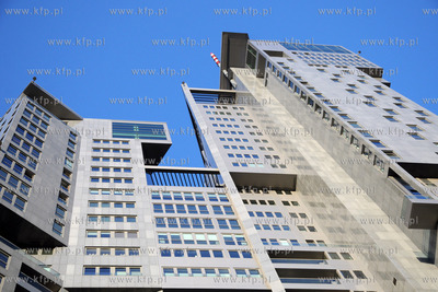 Apartamentowiec Sea Towers przy ul. Hryniewieckiego...