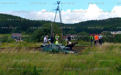 Smiertelny wypadek na przejezdzie kolejowym w Redzie...