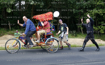 Niemcy. Manifestacja mieszkancow Pasewalku i okolicznych...