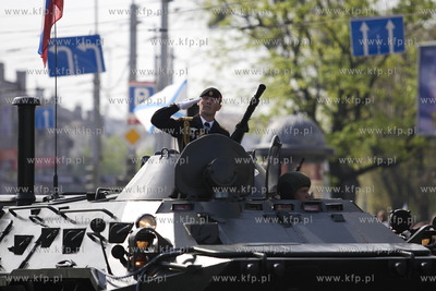 Rosja, Kaliningrad. Parada z okazji 68 rocznicy zwyciestwa...