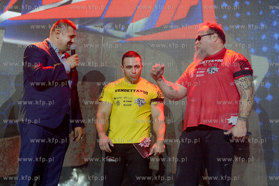 Hala Sportowo - Widowiskowa w Rumi. 50. Gala Armwrestligu...