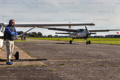 Dzień Otwarty Aeroklubu Gdańskiego w Pruszczu Gdańskim.
27.09.2025
fot....