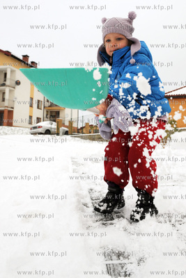 Pierwszy porzadny snieg w Gdansku. Dzieciaki dlugo...