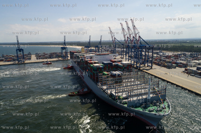 Do DCT Gdańsk zawinął największy kontenerowiec...