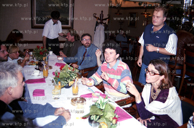 Jacek Wojcicki i Zbigniew Wodecki w barze Ameryka na...