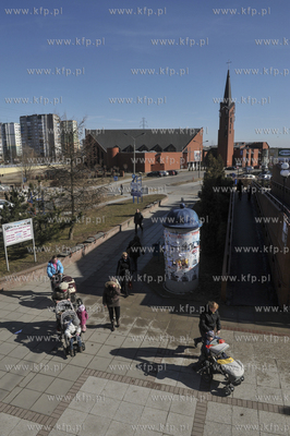 Gdańsk Chełm. Okolice Pasażu Chełmskiego na ul....