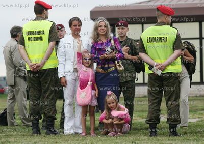 Gdansk. Lotnisko im. Lecha Walesy. Uroczystosc pozegnania...