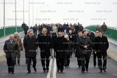 Uroczyste otwarcie obwodnicy Pruszcza Gdanskiego.
16.12.2011
fot....