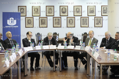 Biblioteka Glowna Uniwersytetu Gdanskiego.  Minister...